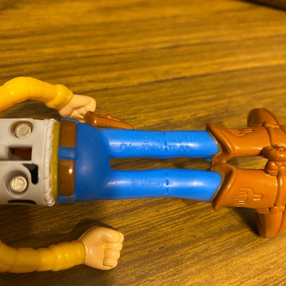 Vintage Disney Toy Story 2 Woody 5 inch mini doll McDonald's Happy Meal Toy - Picture 3 of 3
